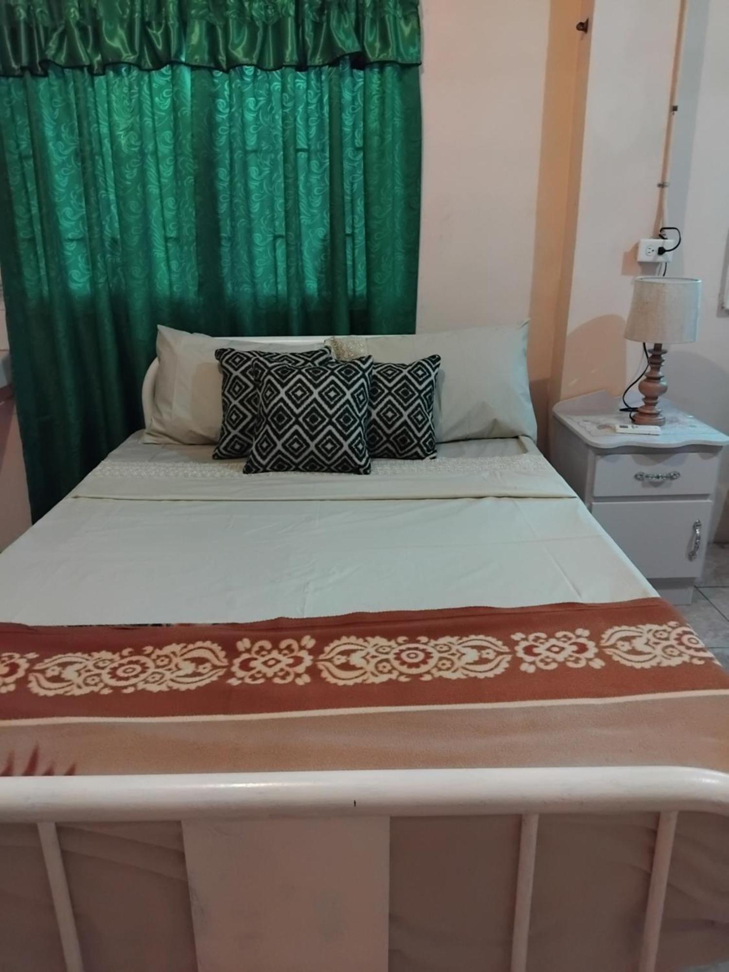 Ravi Vacation Apartment Couva Kültér fotó